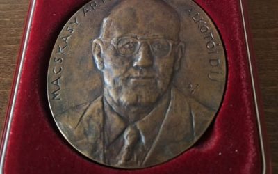 Gratulálunk Hucker Csabának a Macskásy Árpád Alkotói díjhoz